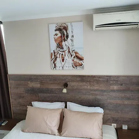 Amara-boutique&design - 2 стаен *