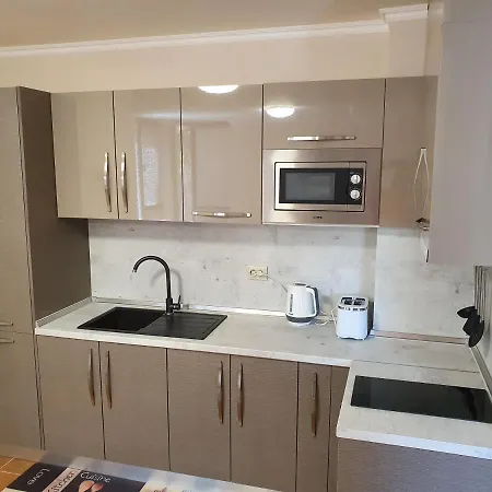 شقة за гости ,,1в-15