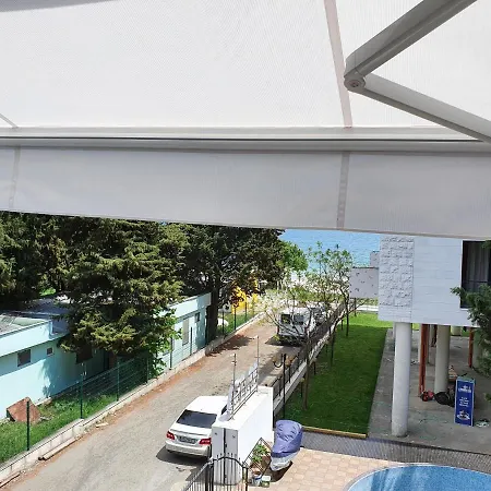 Amara-boutique&design - 2 стаен Апартаменты Равда